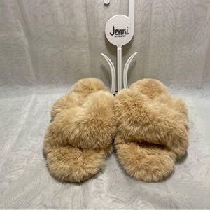 Slippers - Jenni Women's Faux Fur Crossband Tan Slippers, NWT, Size M